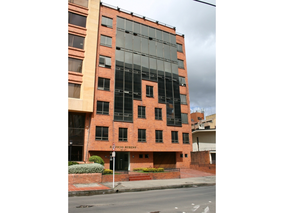 VENTA O ARRIENDO OFICINA AMOBLADA CHICO
