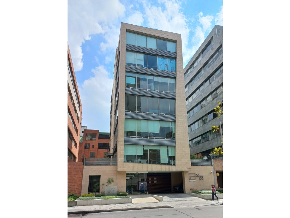 VENTA OFICINA CHICO NORTE