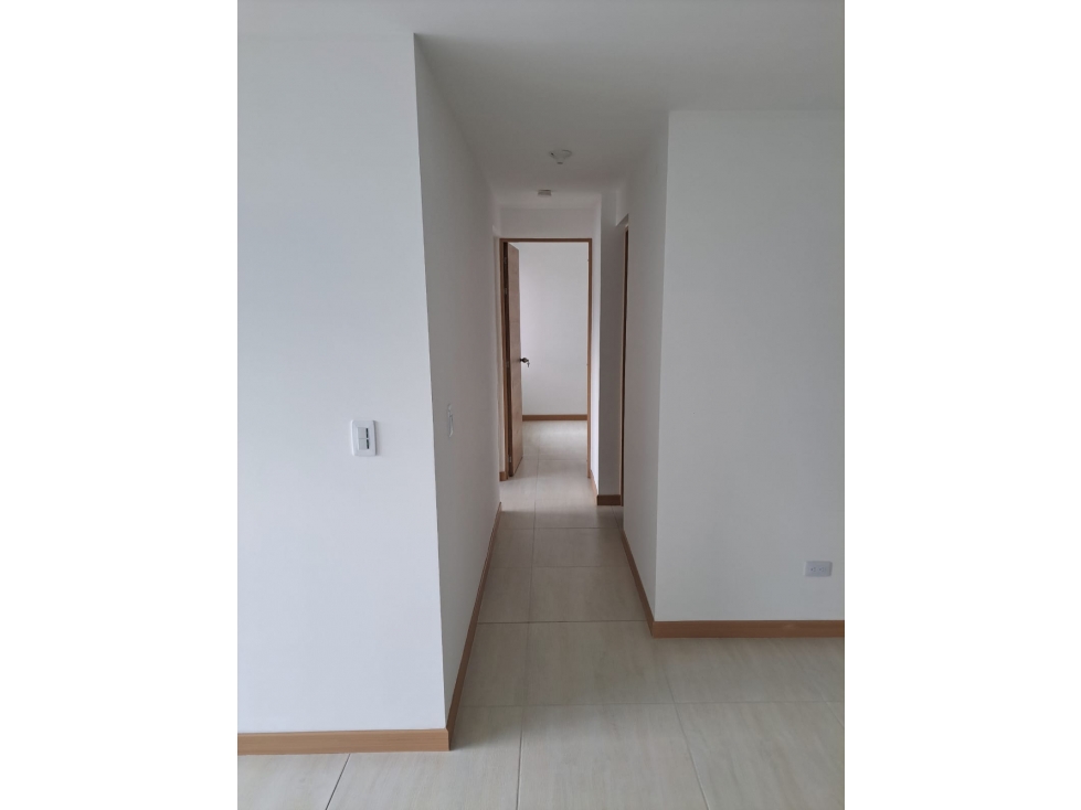 SE VENDE APTO - ENTRADA CERRITOS — foto 3