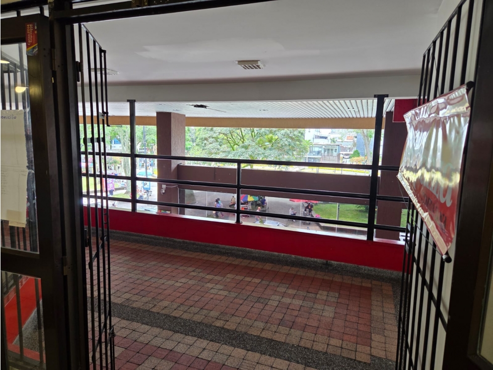 Locales en venta - Pereira centro — foto 2
