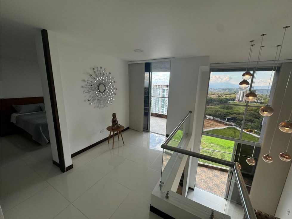 Apartamento dúplex tipo penthouse amoblado en alquiler Cerritos — foto 2