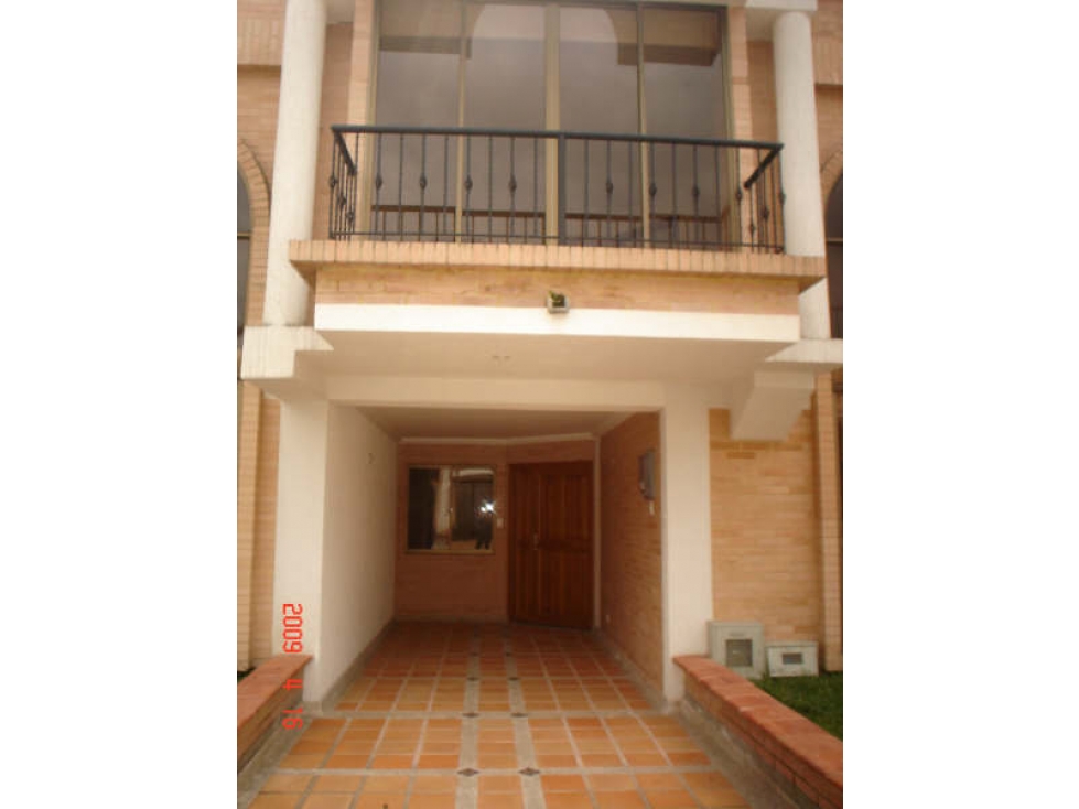 SE VENDE HERMOSA CASA MILAN - DOSQUEBRADAS