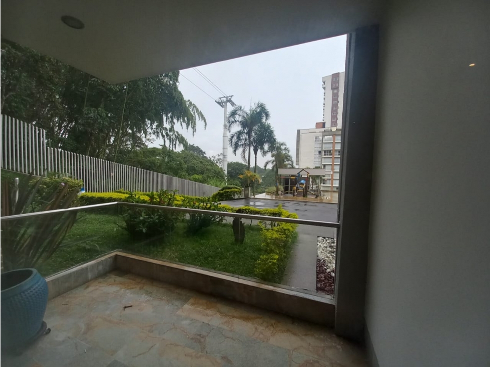 SE VENDE APARTAMENTO - PINARES? — foto 2