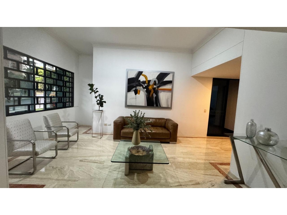 Exclusivo apartamento en venta - Pinares