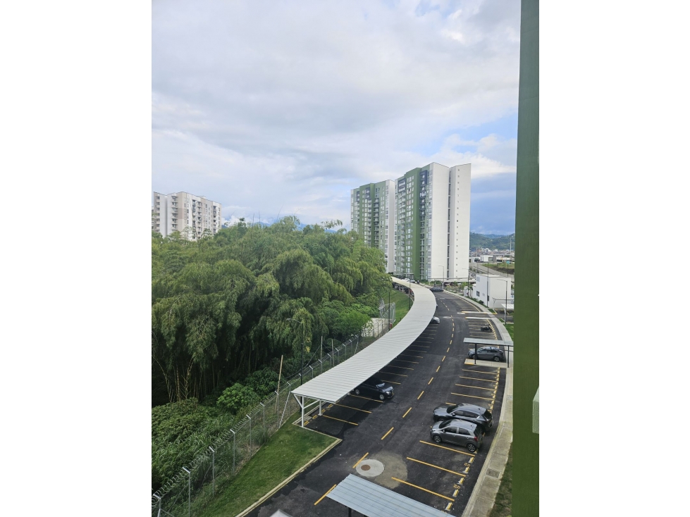 SE VENDE APTO CONJUNTO CERRADO - DOSQUEBRADAS?