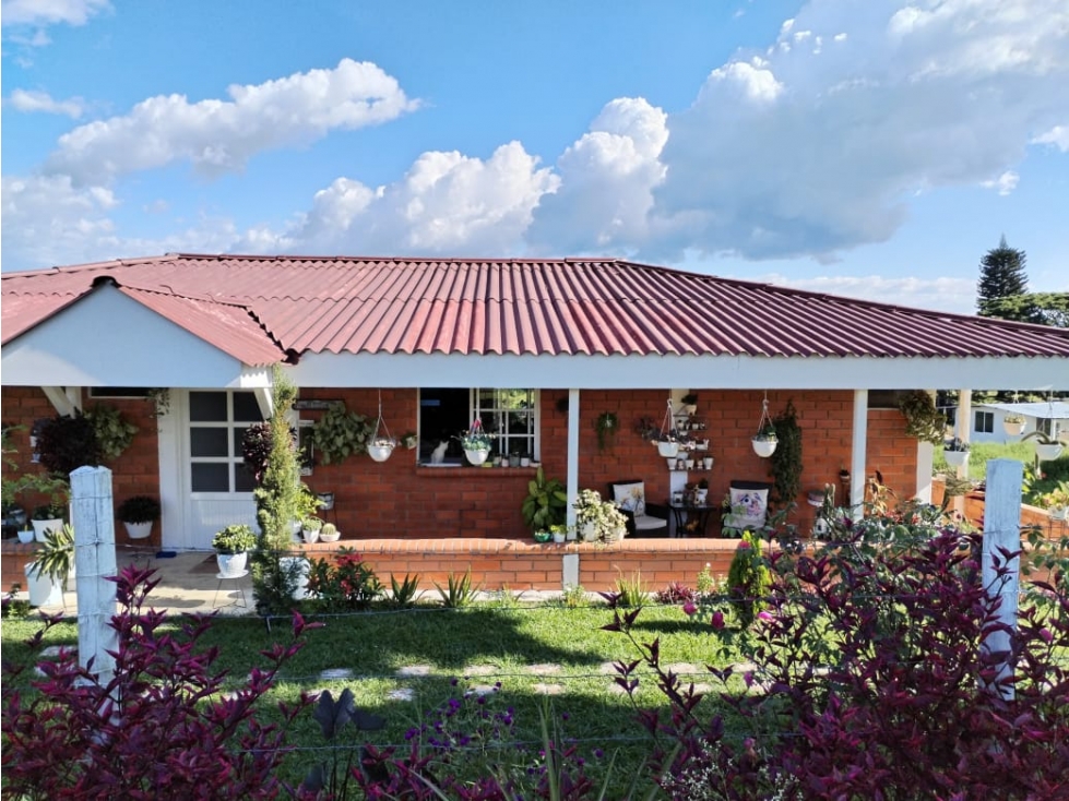 VENTA DE CASA CAMPESTRE