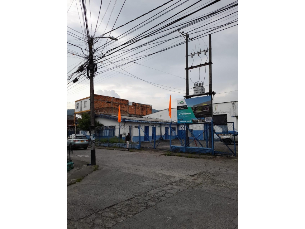 EN VENTA BODEGA DOSQUEBRADAS - 3
