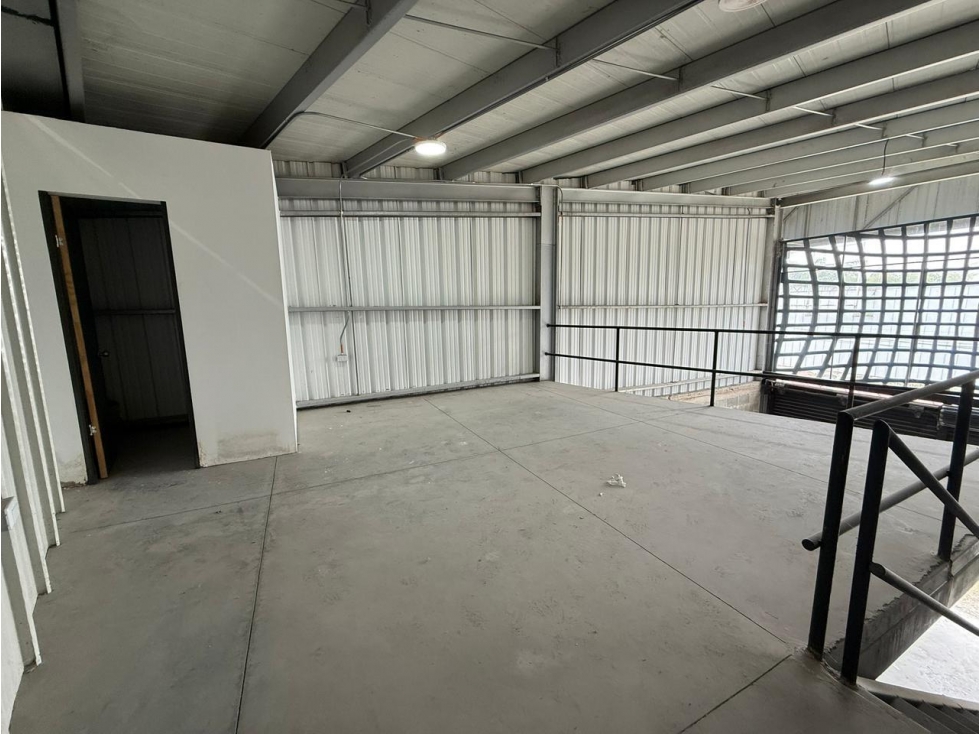 Bodega en Renta - Dosquebradas - Sector Av El Pollo - 1