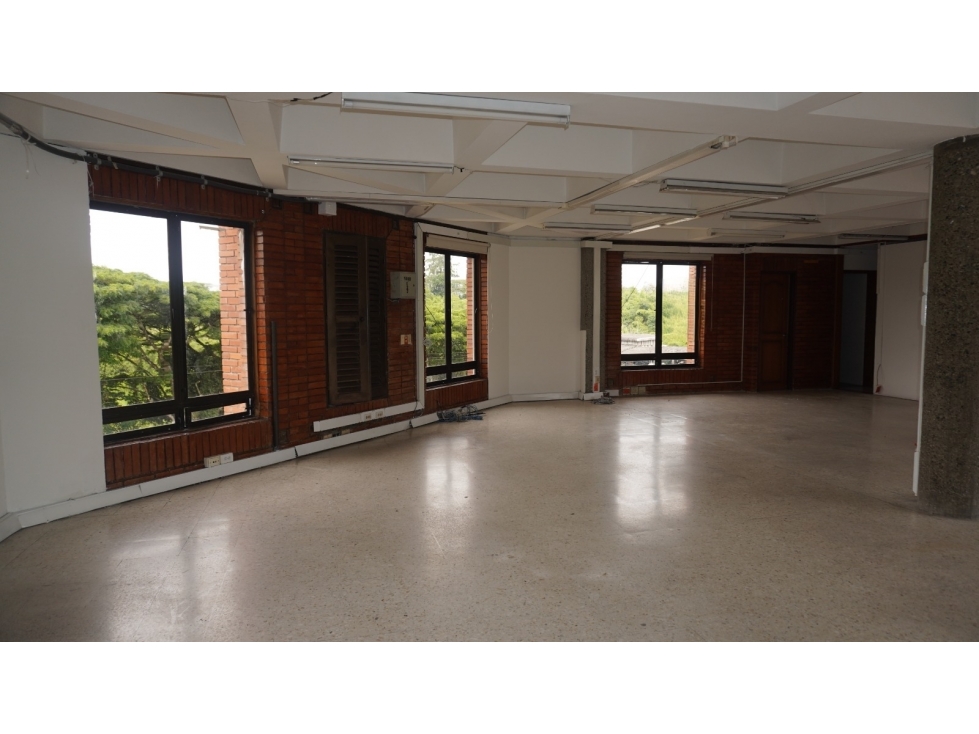 Oficina 4to Piso en Venta / Renta - Pereira - Sector Mercasa