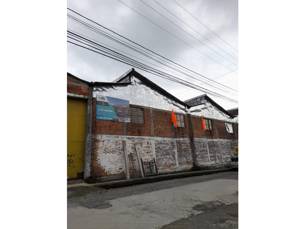 EN VENTA BODEGA DOSQUEBRADAS - 4