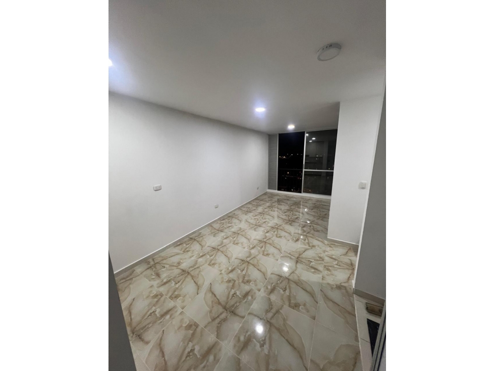SE VENDE APTO SECTOR FRAILES - VIA DOSQUEBRADAS — foto 2