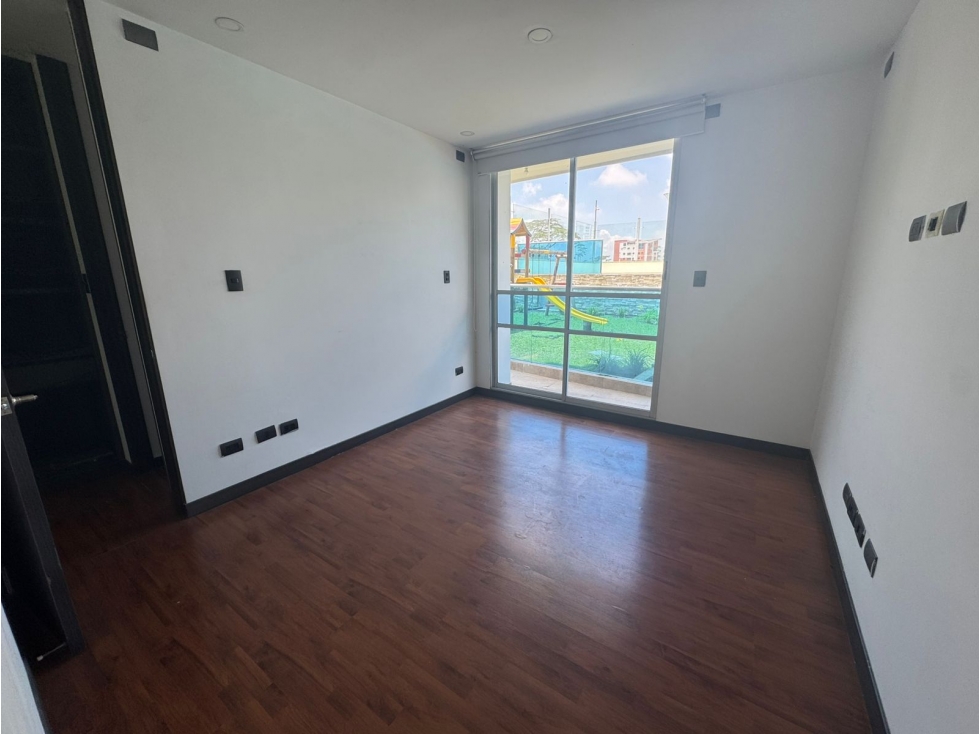 Apartamento disponible para venta - Pinares — foto 4