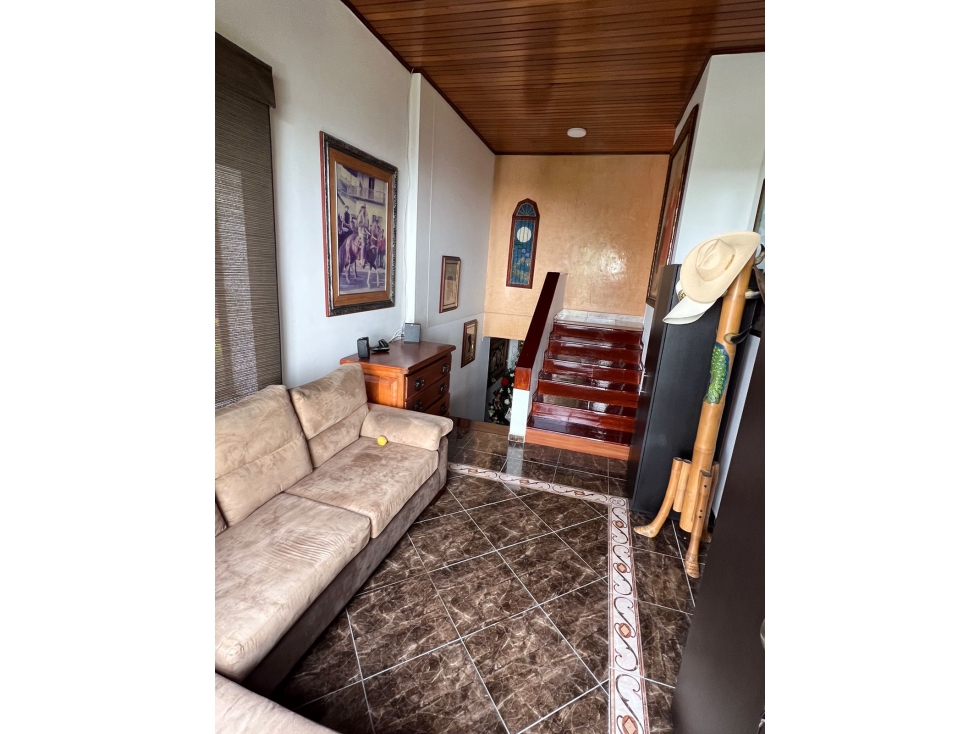 SE VENDE CASA ESQUINERA PINARES- PEREIRA — foto 2