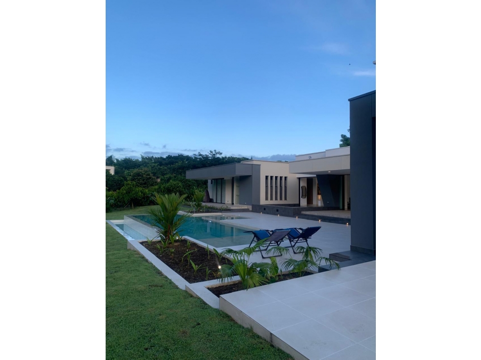 CASA CAMPESTRE EN VENTA