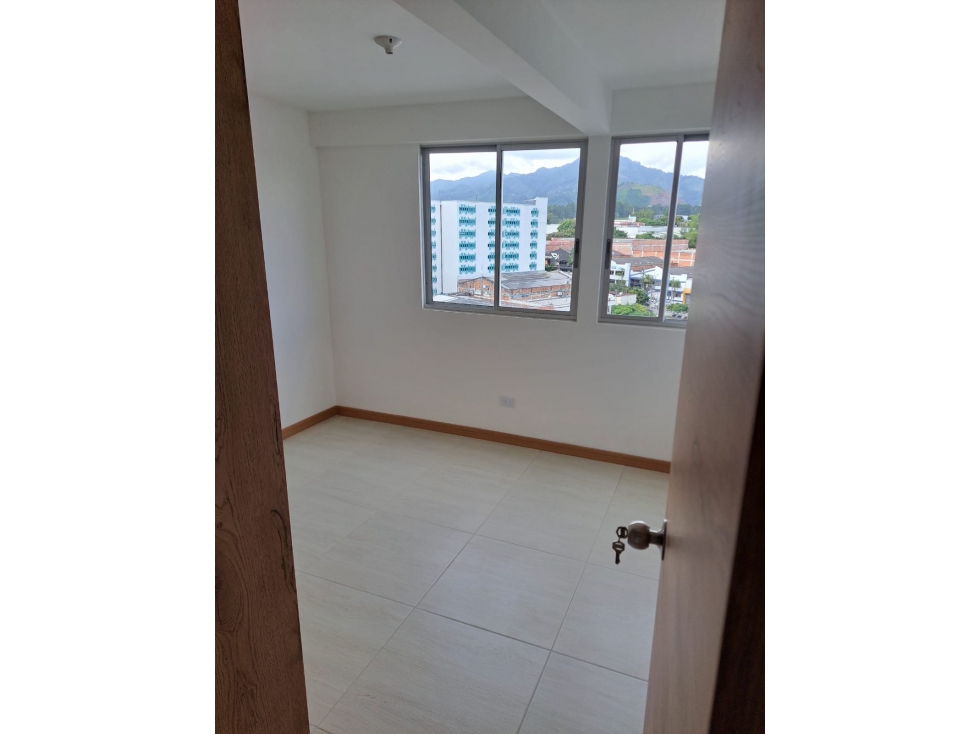 SE VENDE APTO - ENTRADA CERRITOS — foto 6