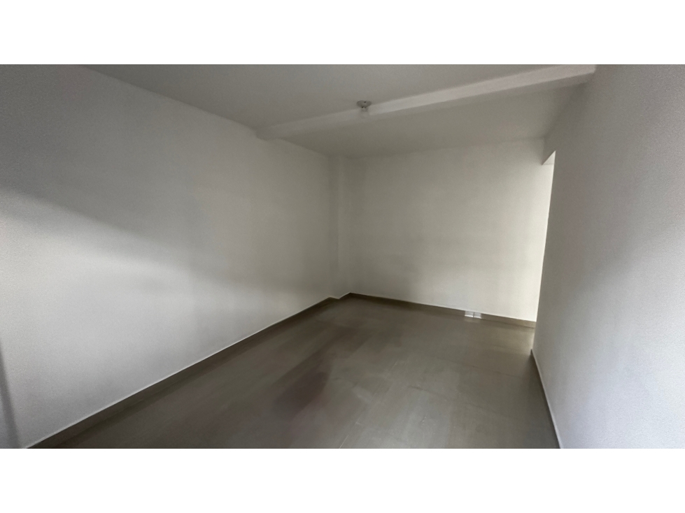 SE RENTA CASA EN BELMONTE PEREIRA — foto 2