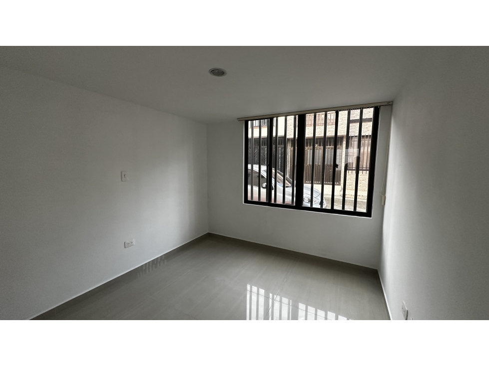 SE RENTA CASA EN BELMONTE PEREIRA — foto 3