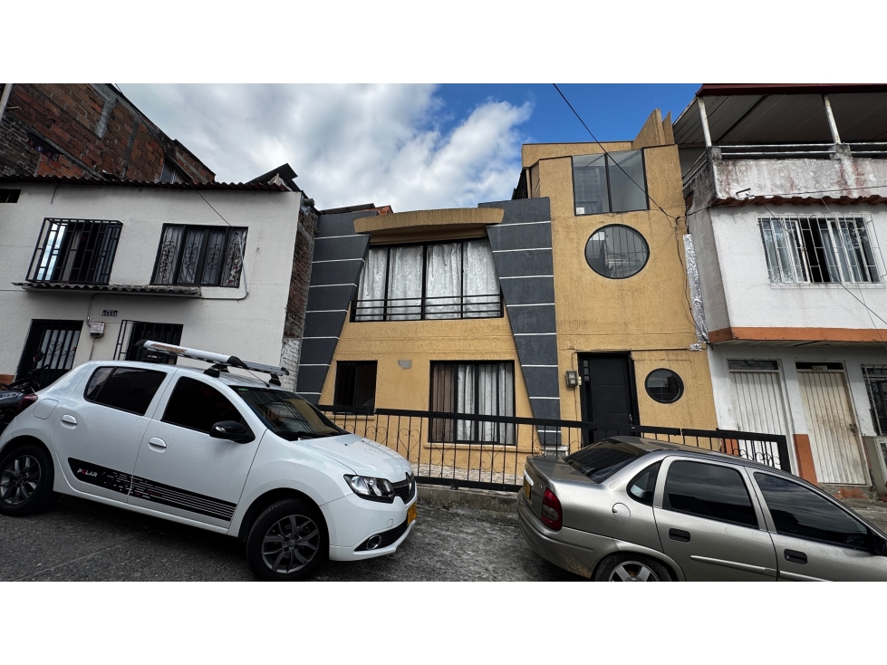 VENDO CASA TIPO COLIVING EN SAN NICOLAS PEREIRA