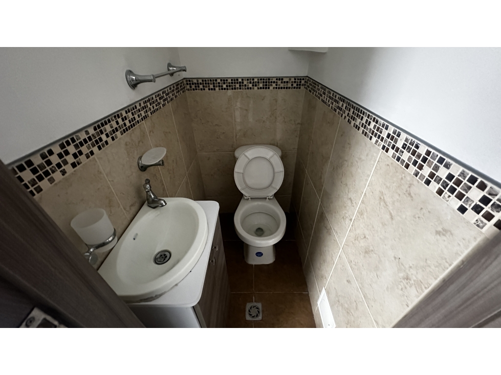 SE RENTA CASA EN BELMONTE PEREIRA — foto 6