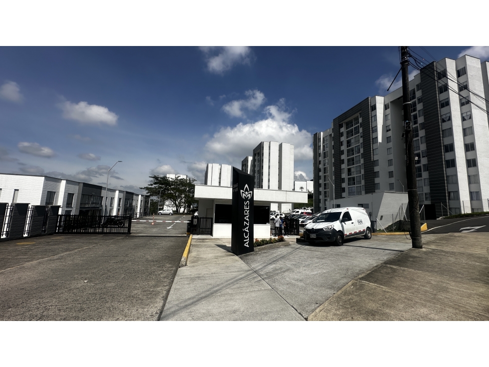 VENDO HERMOSO APARTAMENTO EN ALCÁZARES PEREIRA — foto 2