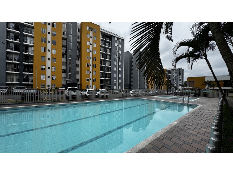 SE VENDE APARTAMENTO EN BATARA-PEREIRA