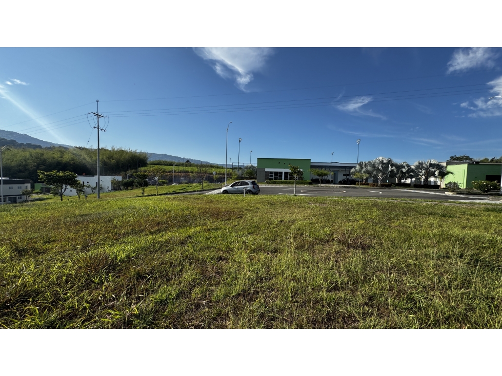 VENDO HERMOSO LOTE EN POBLADO BRISAMAR - 6