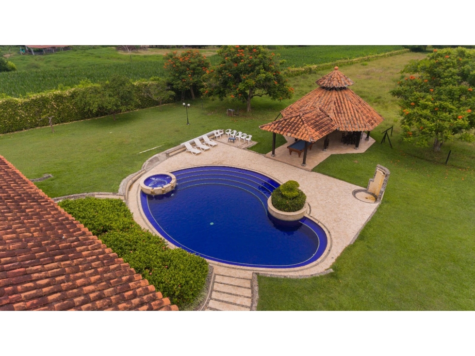 SE VENDE CASA CAMPESTRE EN LA VICTORIA - VALLE DEL CAUCA - 2