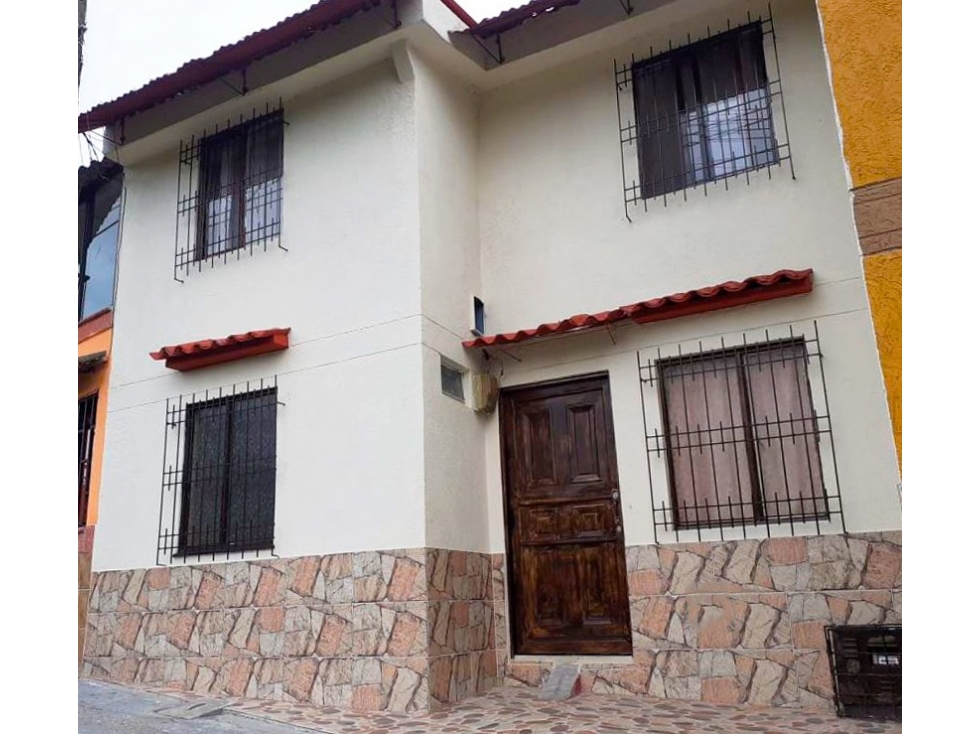 SE VENDE CASA EN SANTA ROSA DE CABAL