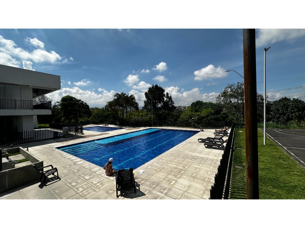 VENDO HERMOSO APARTAMENTO EN ALCÁZARES PEREIRA — foto 2