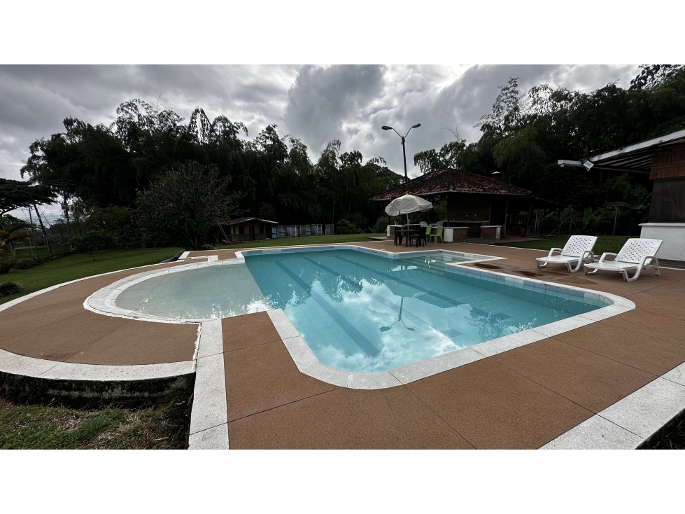 FINCA DE ALQUILER POR DÍAS ARABIA #1 PEREIRA