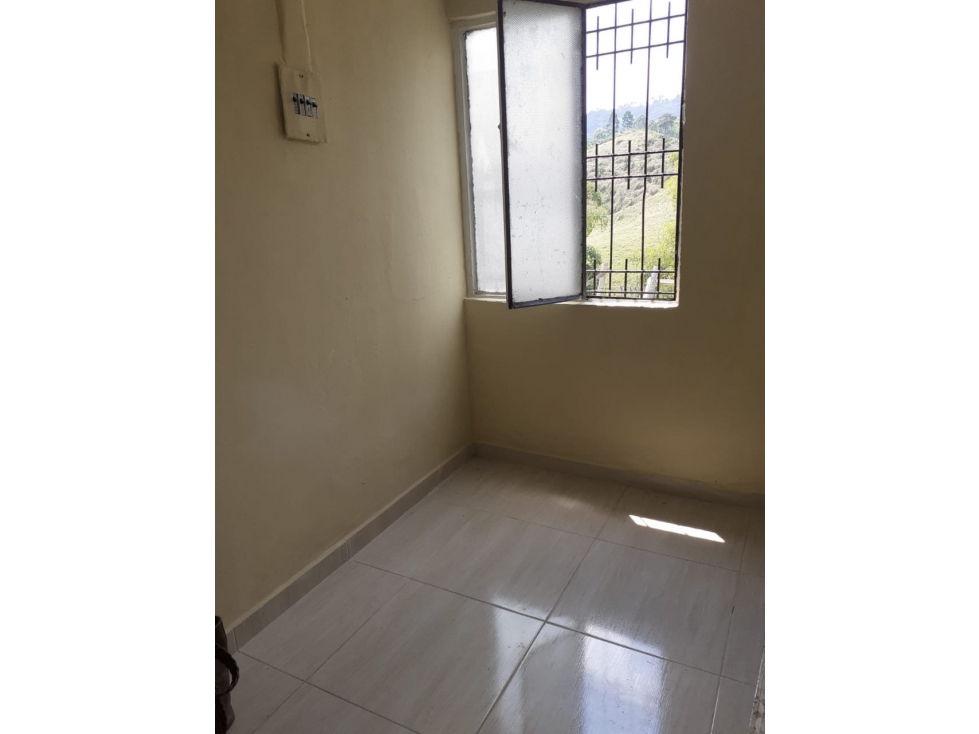 SE VENDE CASA EN SANTA ROSA DE CABAL — foto 5
