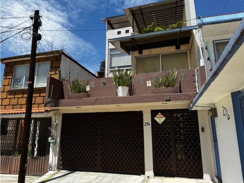 ACOGEDORA Y REMODELADA CASA EN CUAUTITLÁN IZCALLI
