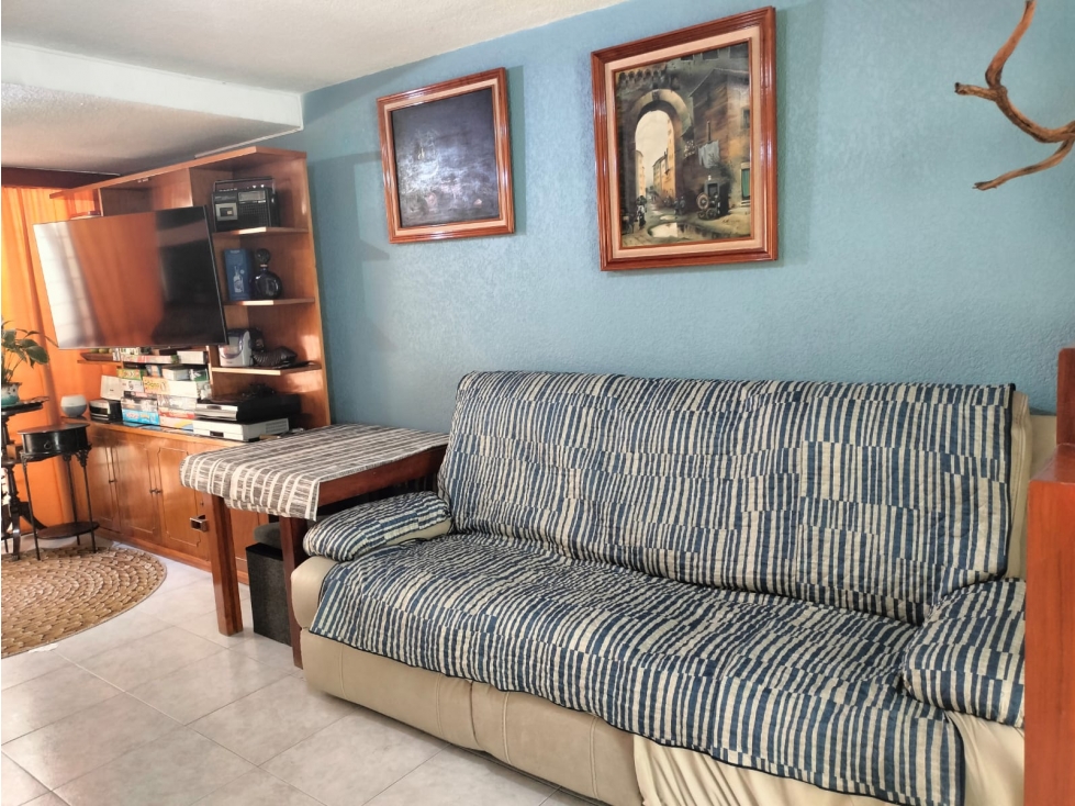 APROVECHA Y REMODELA ESTA CASA CON BUENOS ESPACIOS — foto 3