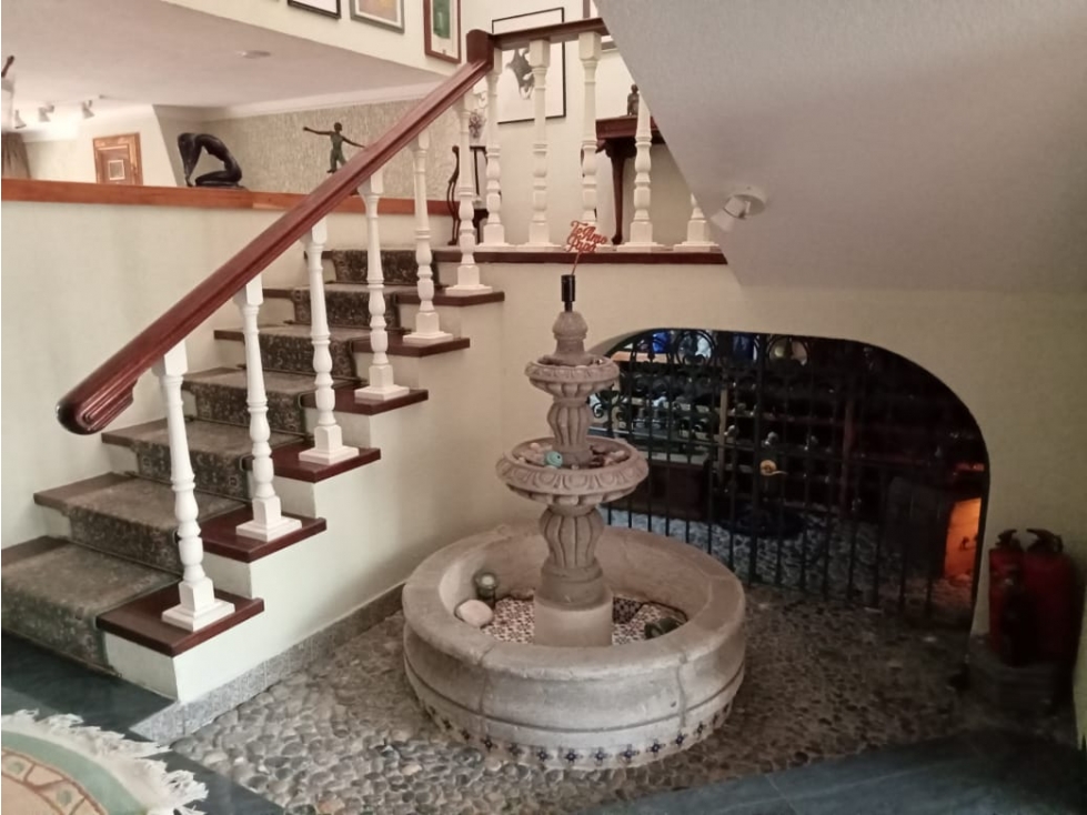 HERMOSA RESIDENCIA EN COLINAS DEL BOSQUE — foto 5