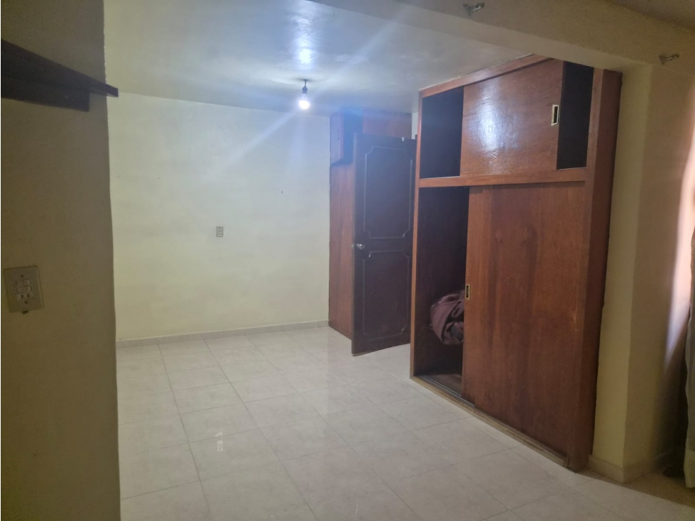 OPORTUNIDAD DE INVERSION 4 CASAS EN UN SOLO TERRENO, 13 HABITACIONES — foto 6