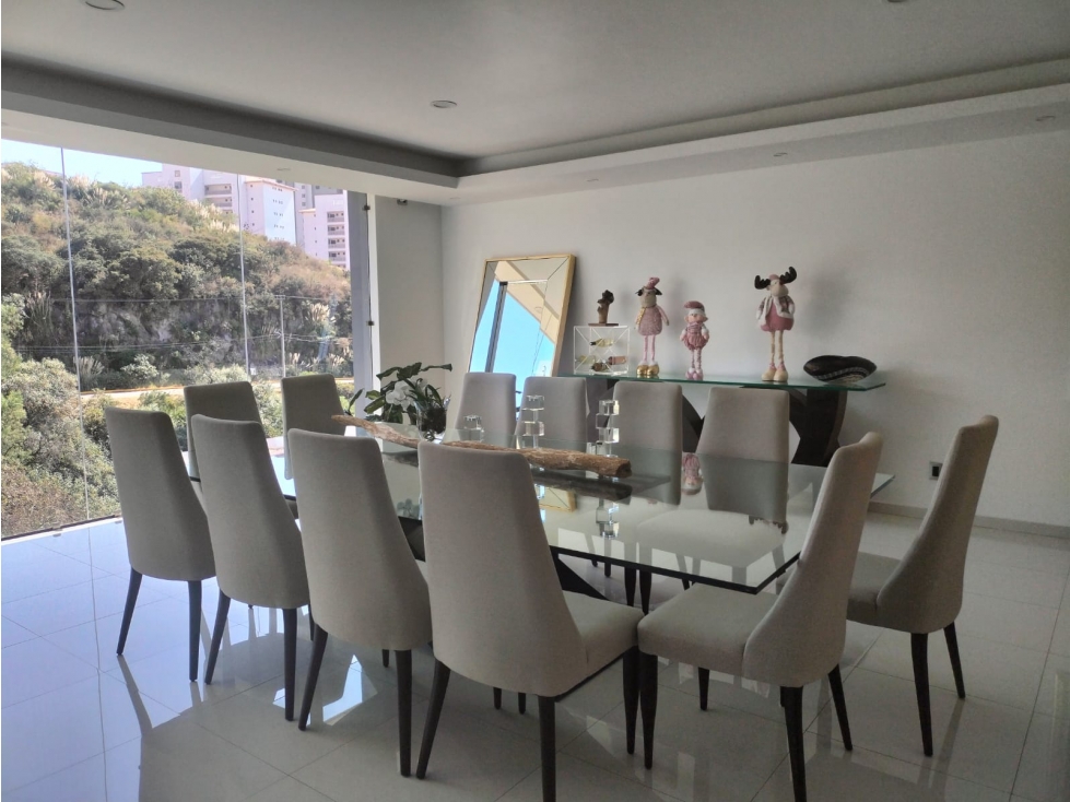 HERMOSA RESIDENCIA EN BOSQUE ESMERALDA CON GRAN DISEÑO — foto 5