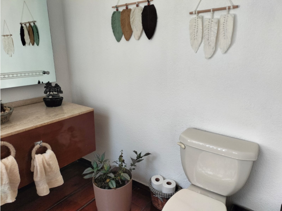 ACOGEDORA RESIDENCIA EN ECONOMISTAS, CON ESPACIOS GENEROSOS — foto 3