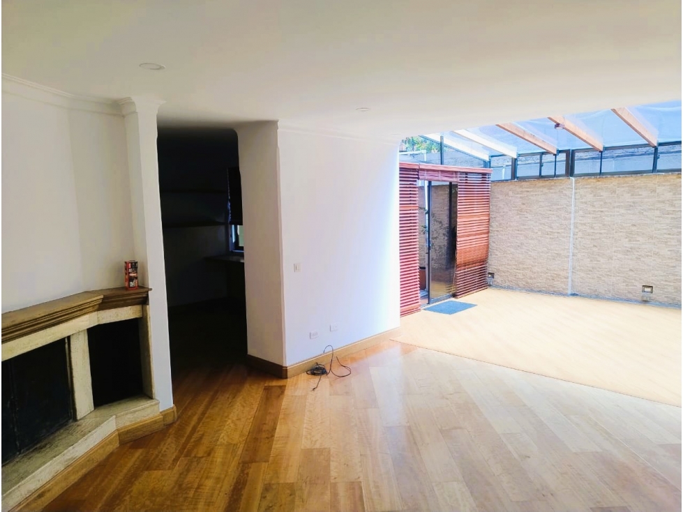 VENDO APTO EN LA CAROLINA *178 + 125 M2 de TERRAZA $1.350 MM — foto 2