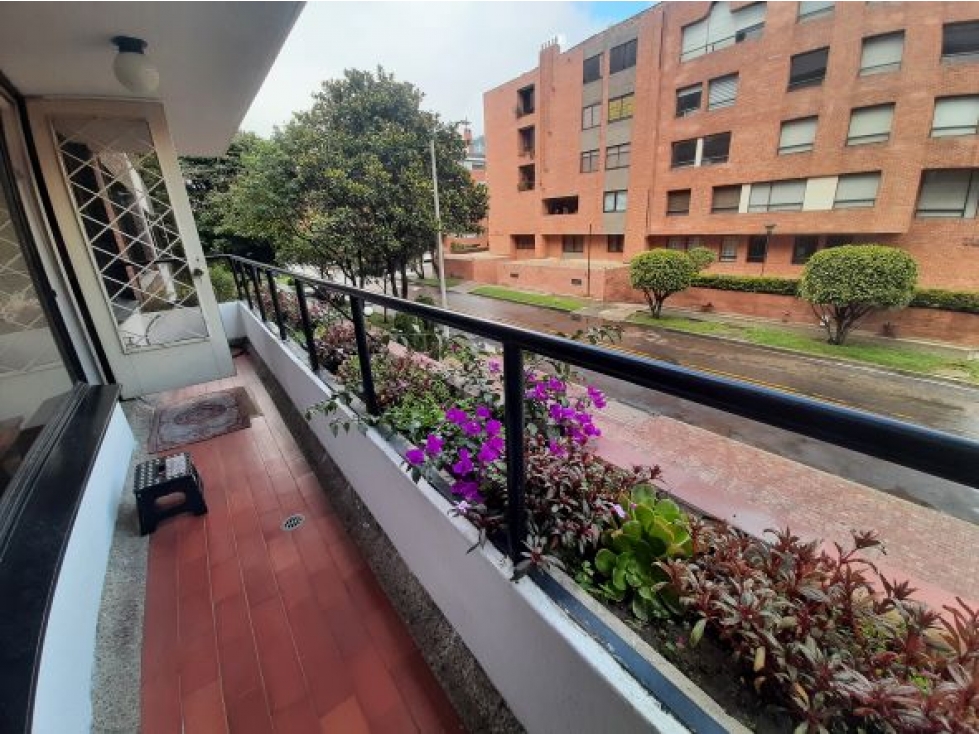 VENDO APTO STA BARBARA CENTRAL 120 M2 + 13 BALCON $820 MM