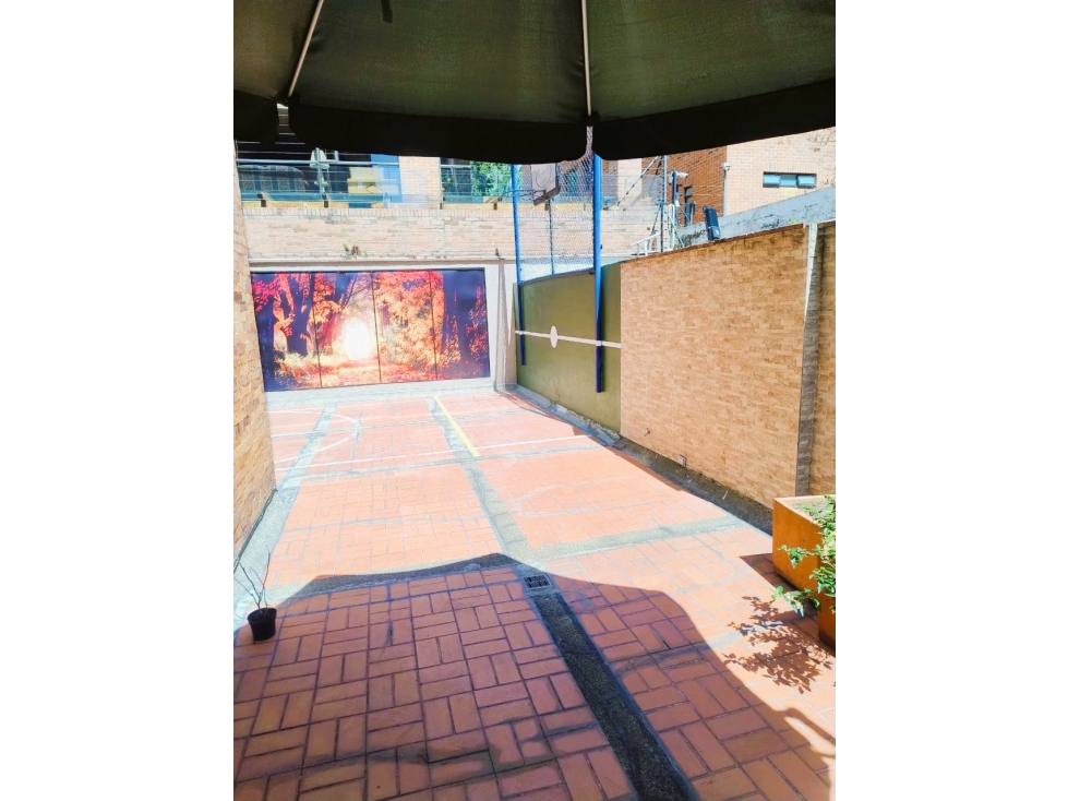 VENDO APTO EN LA CAROLINA *178 + 125 M2 de TERRAZA $1.350 MM — foto 4