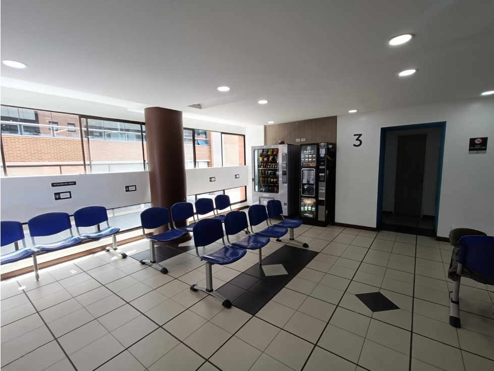 ARRIENDO CONSULTORIOS COUNTRY - 23 M2 *$2.800 CON ADMON Mas IVA