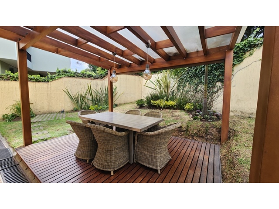 VENDO CASA CERROS DE NIZA - 208 M2 - $1.350.000.000