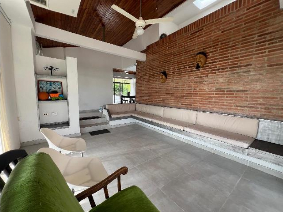 VENDO CASA COND. PRIVADO MELGAR - 240M2 + Z. PISCINA - $1.100 MILL - 5