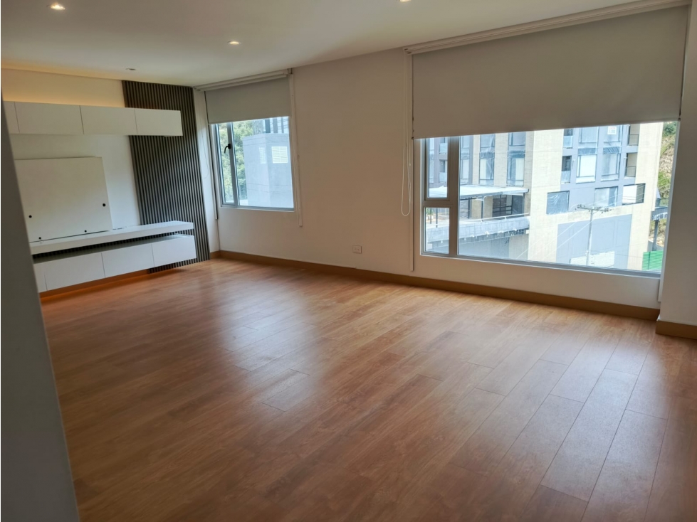 VENDO APTO CEDRITOS 101 M2 $690 MM
