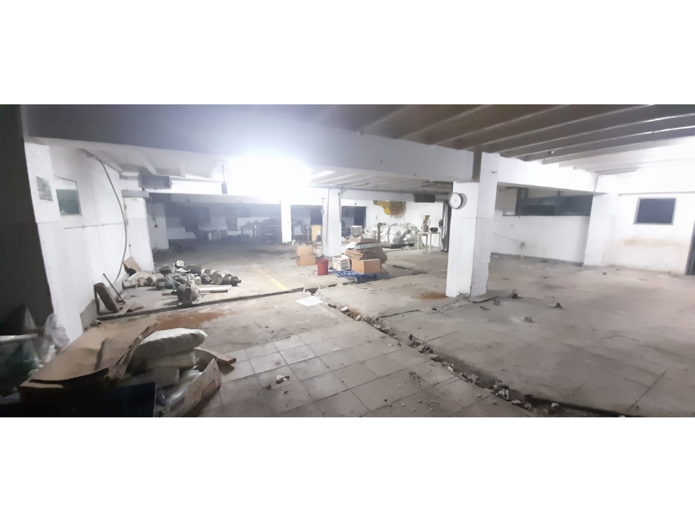 TRANSISTMICA / GALERA / URBANIZACION INDUSTRIAL ORILLAC / 3700M2 — foto 6