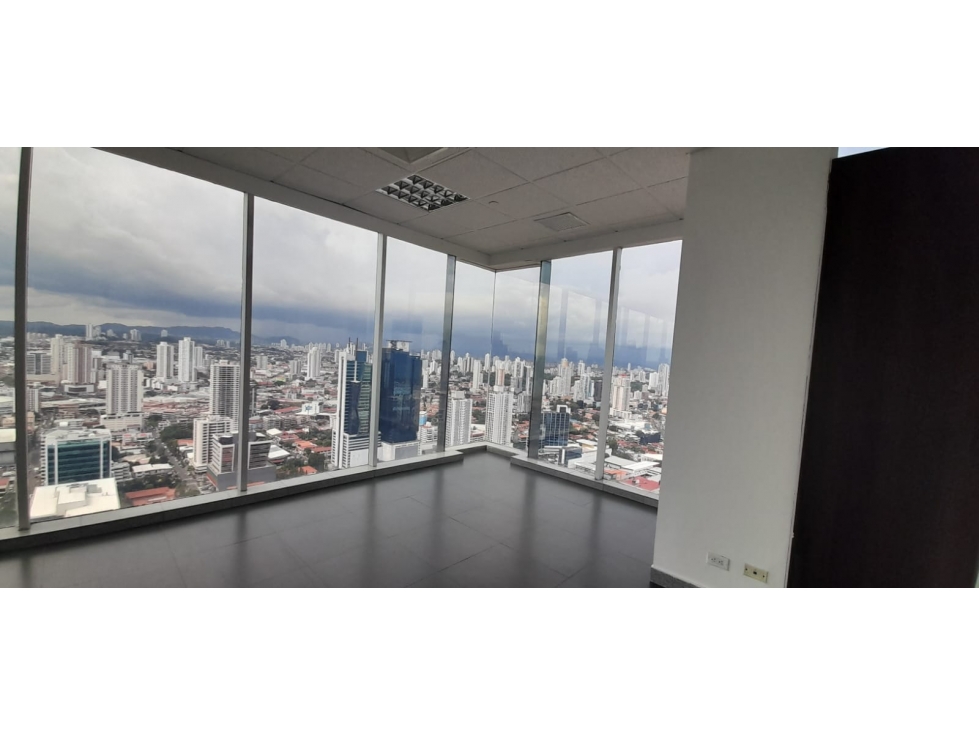 CALLE 50 / TORRE GLOBAL BANK / OFICINA / 320M2 / CON DIVISIONES — foto 2