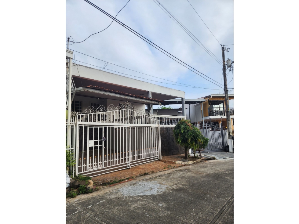 PUEBLO NUEVO / HATO PINTADO / 250 M2 / TERRAZA / BARRIADA LOS HARINOS — foto 4