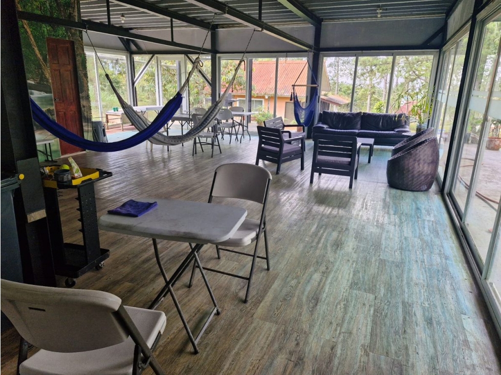 CERRO AZUL / 1000M2 / 4 HABIT / TERRAZA / JARDÍN / TOTALMENTE CERCADA — foto 6