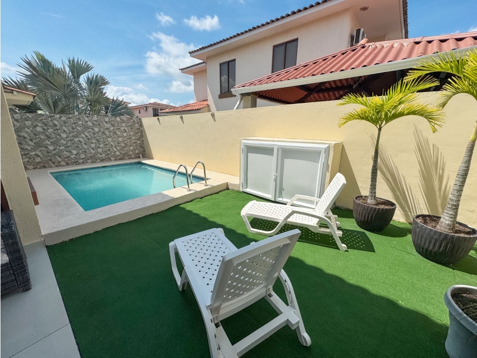 SE VENDE CASA EN ARRAIJAN PH SENDEROS DE BAMBU 187M CON PISCINA