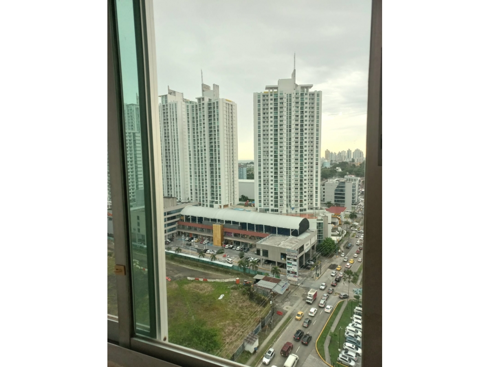 GANGA DE APARTAMENTO CON VISTAS 89M EN GREEN PARK CONDADO DEL REY — foto 2